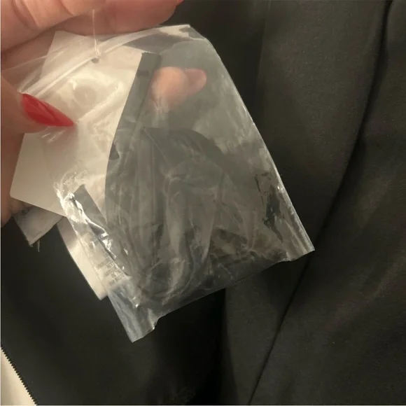 ⭐️ NEW David's Bridal Black Strapless Dress Size 18 Bridesmaid - Picture 3 of 6